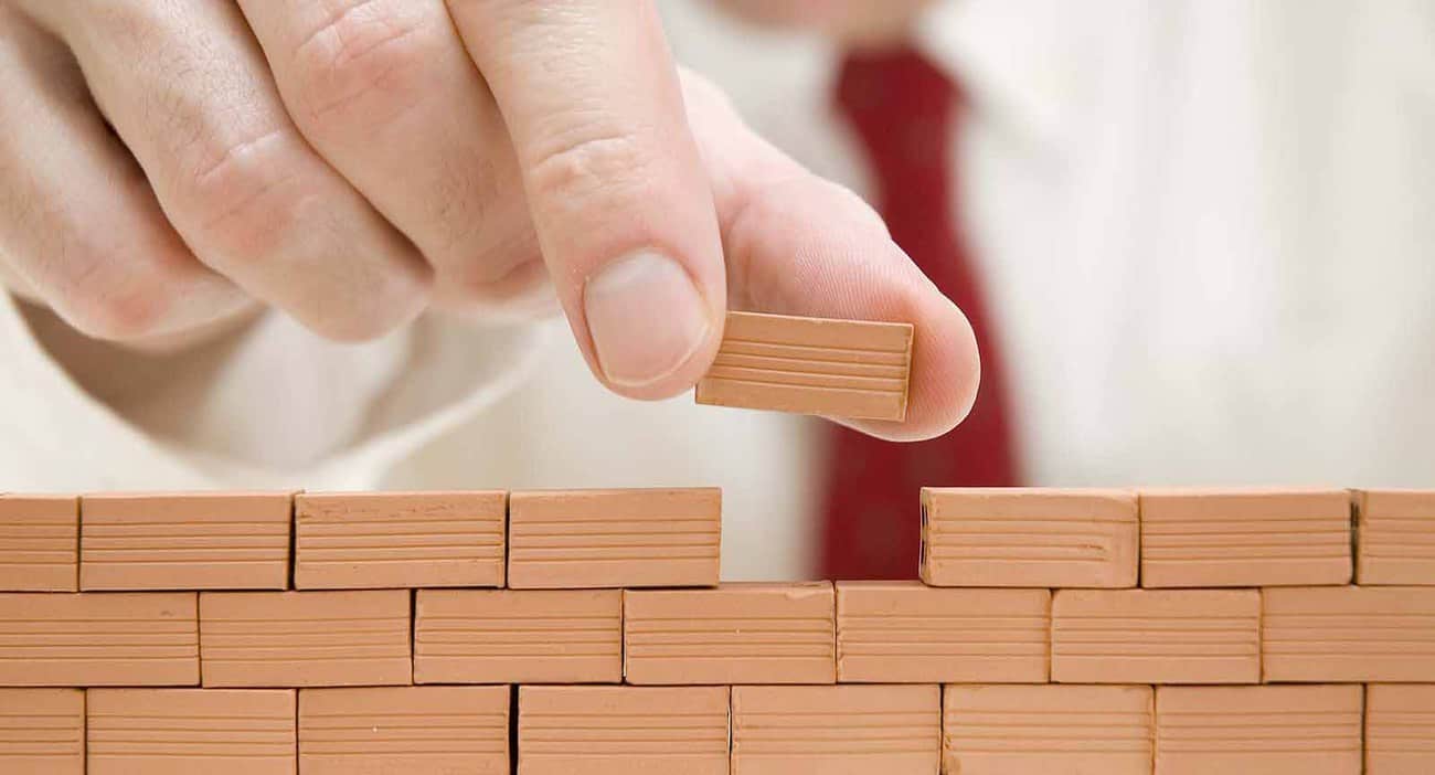 What Can a Party Wall Delay Actually Cost a Project Woodley?