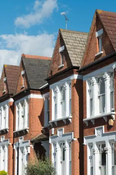 The Question Every Homeowner Asks: When Should I Serve Notice Woodley?